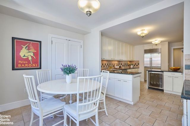 28 E 70th St Apt 12 11, New York City, NY 10021