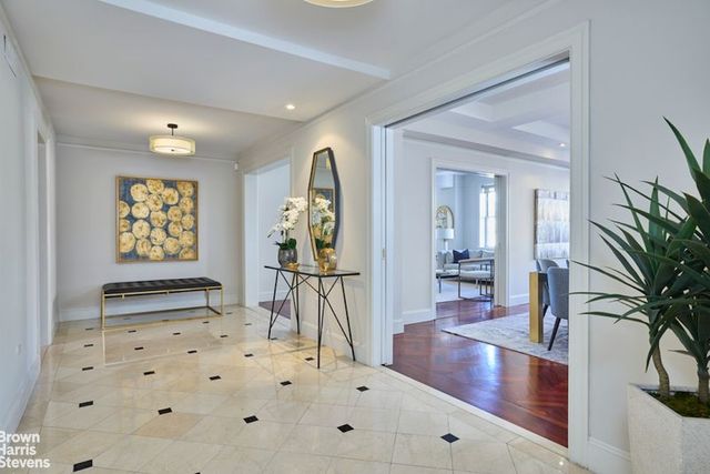 28 E 70th St Apt 12 11, New York City, NY 10021