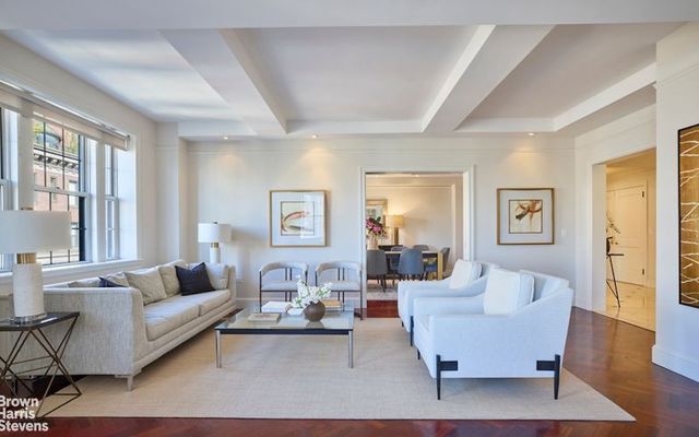 28 E 70th St Apt 12 11, New York City, NY 10021