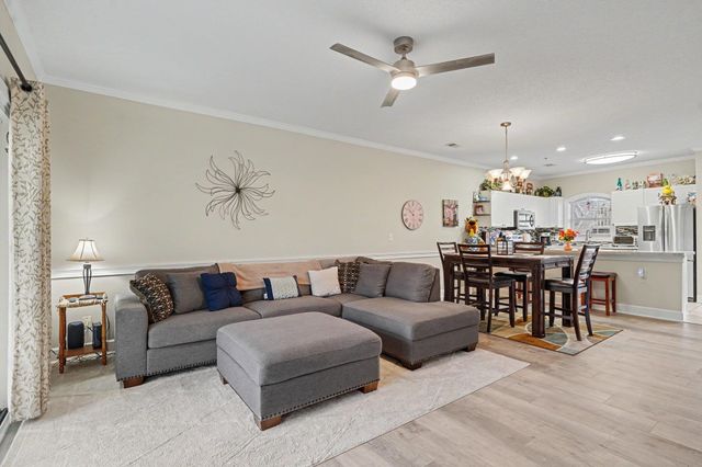 4847 Carnation Cir Apt 204, Myrtle Beach, SC 29577