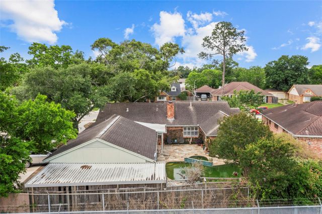 102 Parliament Drive, Houston, TX 77034
