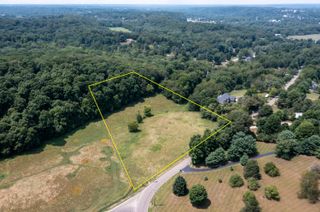 1880 River Road, Granville, OH 43023