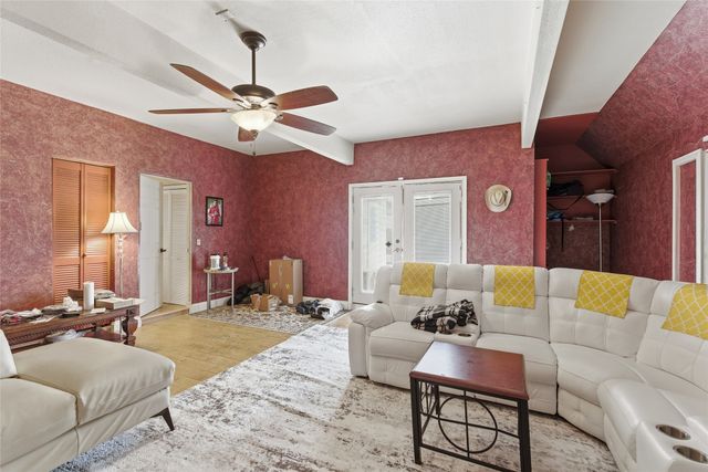 1701 Creekway Drive, Lewisville, TX 75067