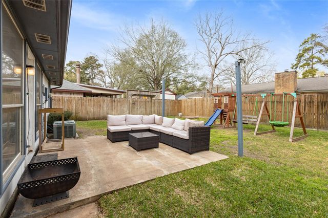 2603 Rolling Glen Drive, Spring, TX 77373