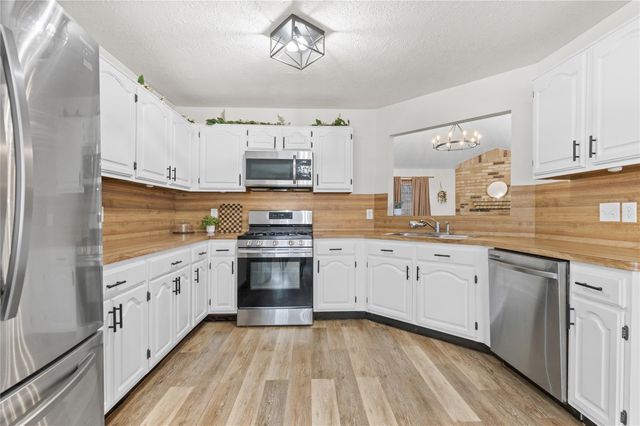 2603 Rolling Glen Drive, Spring, TX 77373