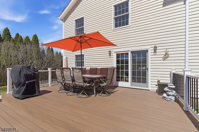 8 Woodlot Rd, Wayne Twp., NJ 07470