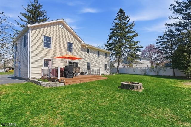 8 Woodlot Rd, Wayne Twp., NJ 07470