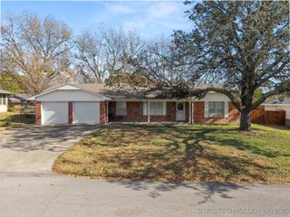 1714 Salisbury, Ardmore, OK 73401