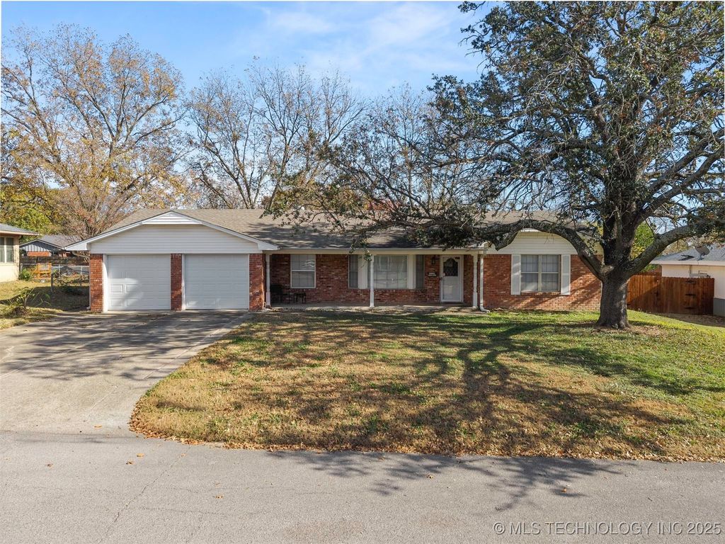 1714 Salisbury, Ardmore, OK 73401