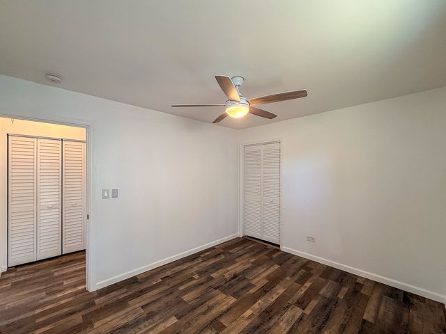 2814 Cardinal Drive, Rolling Meadows, IL 60008