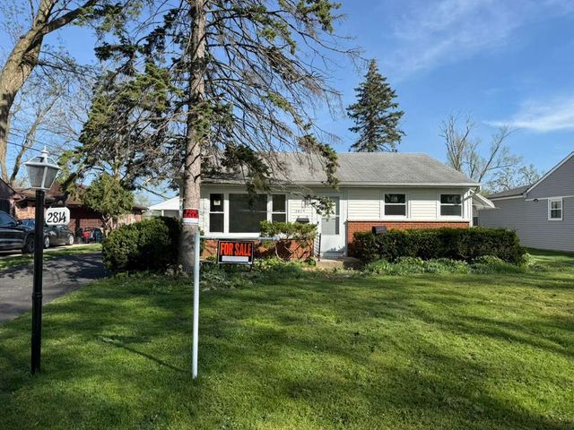 2814 Cardinal Drive, Rolling Meadows, IL 60008