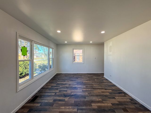 2814 Cardinal Drive, Rolling Meadows, IL 60008