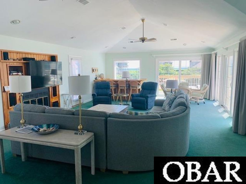 Image 12 of property listing at 139 S Spinnaker Court Lot 30, Duck, NC 27949