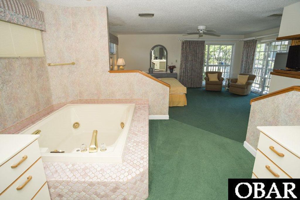 Image 21 of property listing at 139 S Spinnaker Court Lot 30, Duck, NC 27949