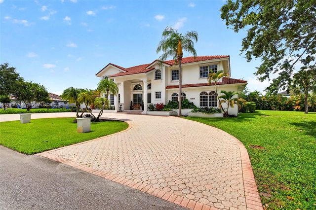 12360 SW 1st Street, Plantation, FL 33325