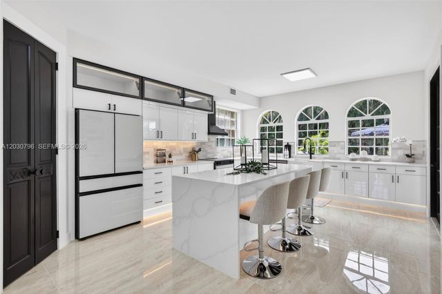 12360 SW 1st Street, Plantation, FL 33325