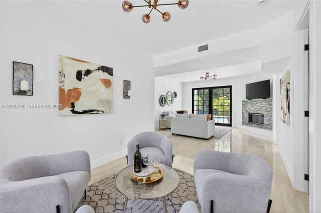 12360 SW 1st Street, Plantation, FL 33325