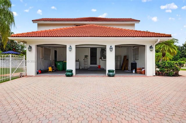 12360 SW 1st Street, Plantation, FL 33325