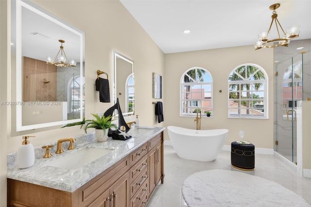 12360 SW 1st Street, Plantation, FL 33325