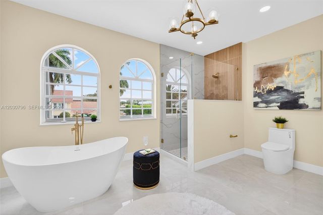 12360 SW 1st Street, Plantation, FL 33325