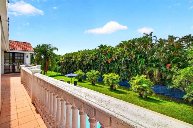12360 SW 1st Street, Plantation, FL 33325