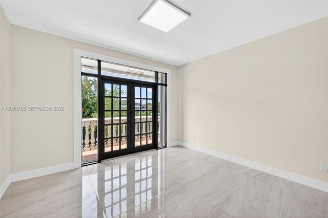 12360 SW 1st Street, Plantation, FL 33325