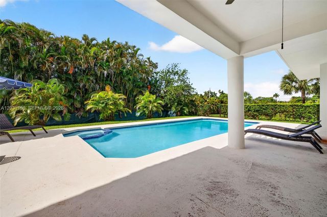 12360 SW 1st Street, Plantation, FL 33325