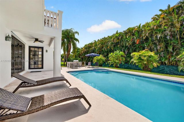 12360 SW 1st Street, Plantation, FL 33325