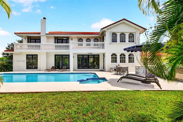 12360 SW 1st Street, Plantation, FL 33325