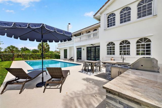 12360 SW 1st Street, Plantation, FL 33325