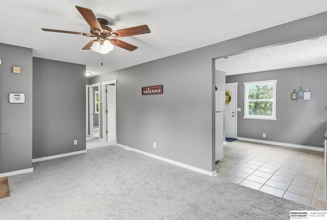 6318 Manderson Street, Omaha, NE 68104