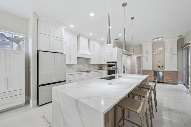 4611 SHARK DRIVE, Bradenton, FL 34208