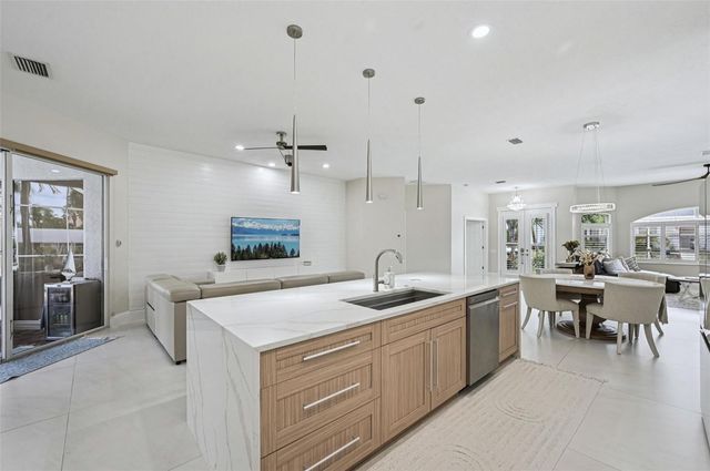 4611 SHARK DRIVE, Bradenton, FL 34208