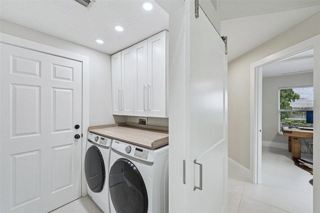 4611 SHARK DRIVE, Bradenton, FL 34208