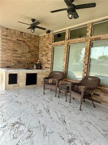 1601 Dove, Corpus Christi, TX 78418