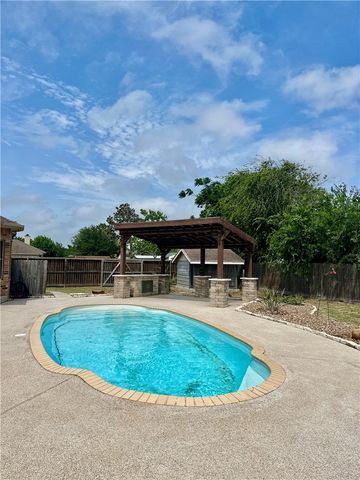 1601 Dove, Corpus Christi, TX 78418