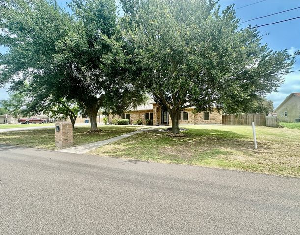 1601 Dove, Corpus Christi, TX 78418