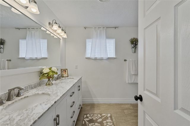 3237 Jamaica Dr, Corpus Christi, TX 78418
