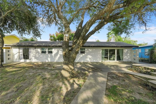 3237 Jamaica Dr, Corpus Christi, TX 78418