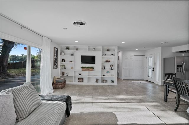 3237 Jamaica Dr, Corpus Christi, TX 78418