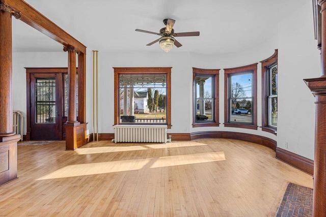 145 S FRANKLIN STREET, Shawano, WI 54166