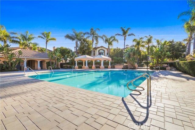 1607 Solvay Aisle, Irvine, CA 92606