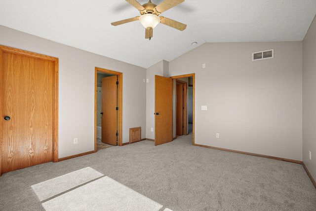 9114 190th Avenue NW, Nowthen, MN 55330