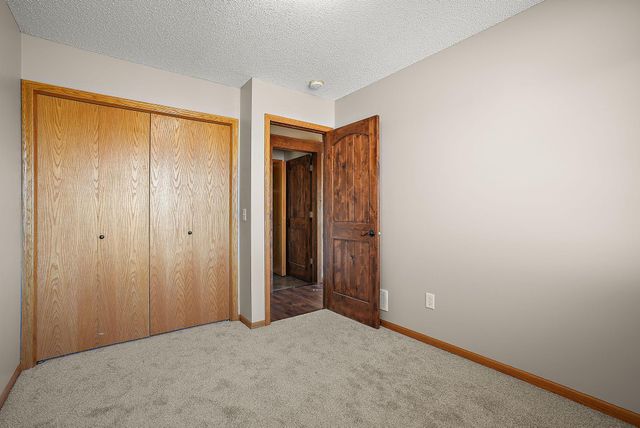 9114 190th Avenue NW, Nowthen, MN 55330