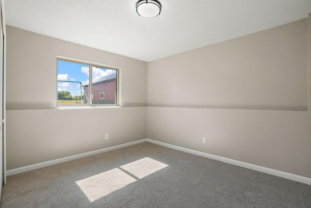 9114 190th Avenue NW, Nowthen, MN 55330