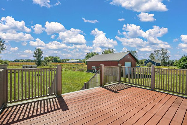 9114 190th Avenue NW, Nowthen, MN 55330