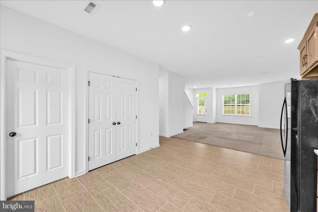 2473 ARTESIAN WAY, Lancaster, PA 17601