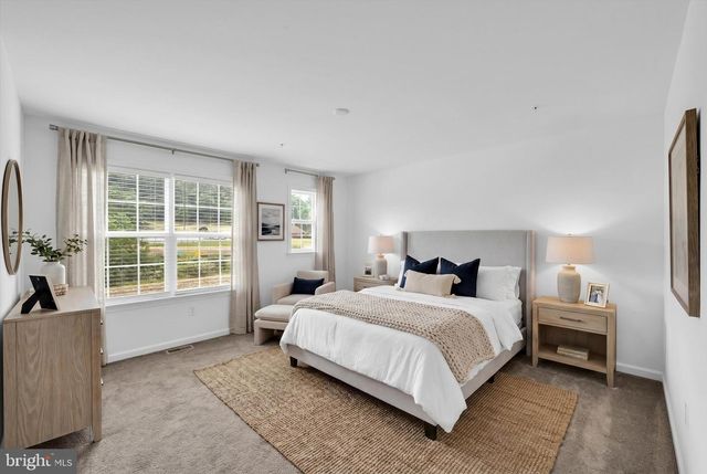 2473 ARTESIAN WAY, Lancaster, PA 17601