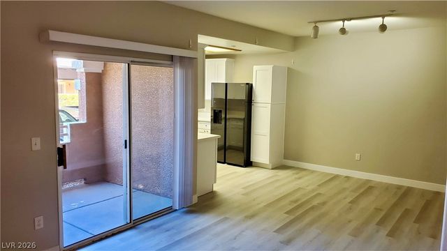 830 CARNEGIE Street 513, Henderson, NV 89052