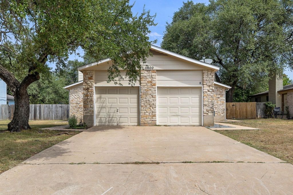 11600 Rustic Rock DR, Austin, TX 78750